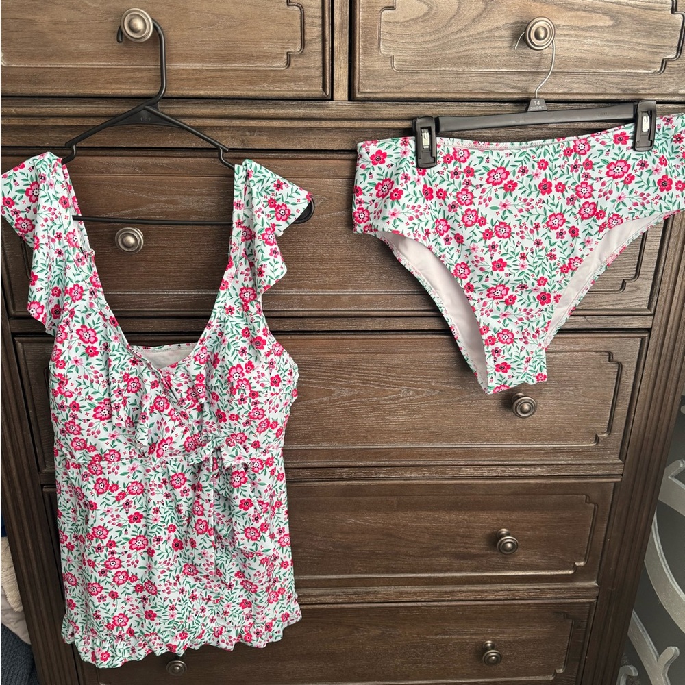 Floral Swimsuit Set with Ruffle Details